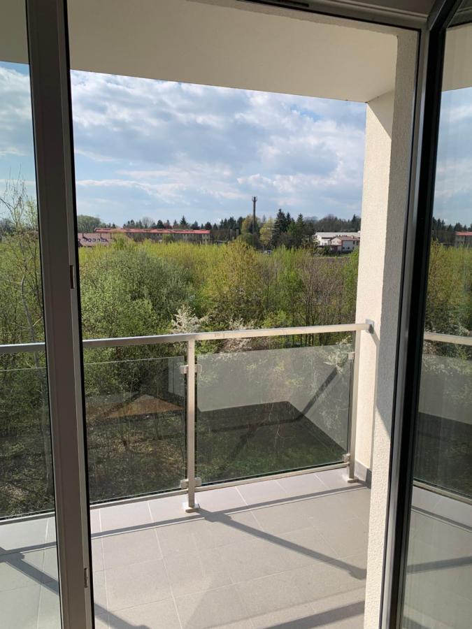 Apartament Green Estate Przemyśl Exteriör bild